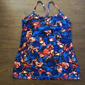 Lululemon athletic top